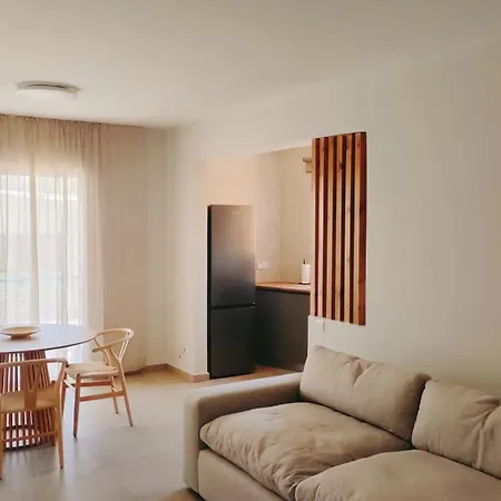 Appartamento Two Bedroom With Pool *